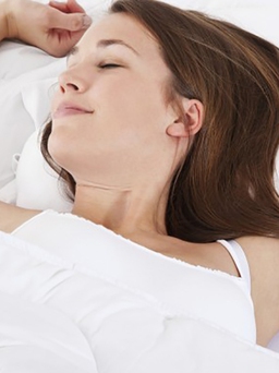 Ngày mới với tin tức sức khỏe: Tìm ra nhiệt độ phòng thích hợp giúp ngủ ngon