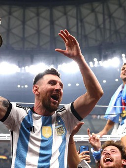 Messi sáng cửa sở hữu Quả bóng vàng thứ 8