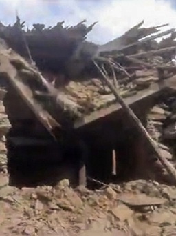 Hai trận động đất làm rung chuyển Nepal