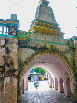 Những ngôi chùa Khmer độc đáo ở miền tây: Ngôi chùa duy nhất có sân chim