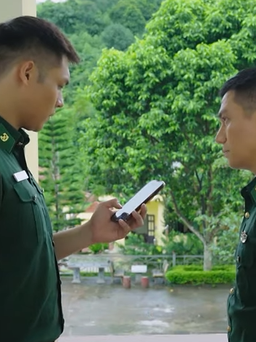 Phim ‘Cuộc chiến không giới tuyến’ tập 17: Đồn trưởng Trung gặp nguy hiểm?