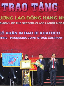 Khatoco tổ chức lễ kỷ niệm 40 năm thành lập, đón nhận hai Huân chương Lao động