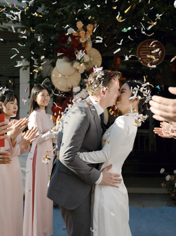 Đám cưới 'triệu view' của cô dâu Việt lấy chồng Hà Lan
