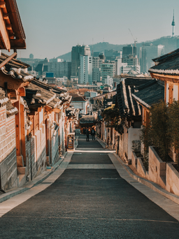 Khu phố cà phê Bukchon - Thiên đường săn ảnh cổ kính của Seoul
