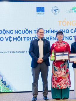 Dai-ichi Life Việt Nam vinh dự được trao Chứng nhận của Phái đoàn Liên Minh châu Âu