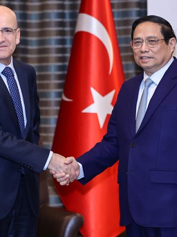 Bộ trưởng Thổ Nhĩ Kỳ đề xuất hợp tác sản xuất xe điện với Việt Nam