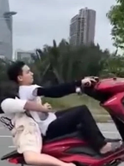 Lại xuất hiện clip 'biểu diễn' xe tại Thủ Thiêm giống hành vi Ngọc Trinh