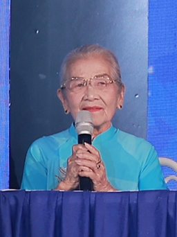 NSƯT Phi Điểu nói lý do làm giám khảo cuộc thi hoa hậu ở tuổi 91