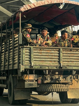 Quân đội Myanmar và phe đối lập đối thoại hòa bình