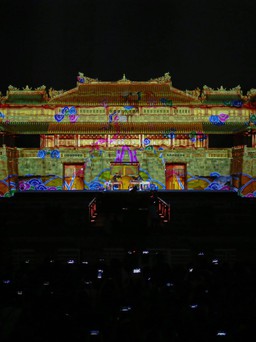 'Bữa tiệc ánh sáng' ở Ngọ Môn khép lại tuần lễ âm nhạc quốc tế Huế 2023