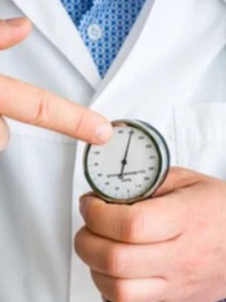 Bác sĩ khuyến nghị bài tập 60 giây giúp giảm huyết áp