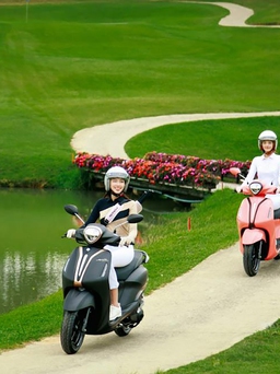 Thùy Tiên giải thích lý do các golfer nữ chuyển sang dùng xe máy trên sân golf