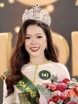 Hoa khôi đại học FPT chiến thắng 'Người đẹp Tây Đô'
