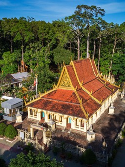 'Đắm chìm' trong thiên nhiên tươi đẹp, kiến trúc Khmer độc đáo ở Trà Vinh