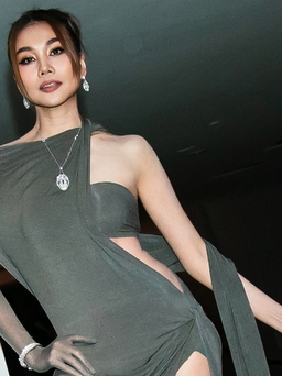 Siêu mẫu Thanh Hằng đeo trang sức 5,5 tỉ đồng dự sự kiện