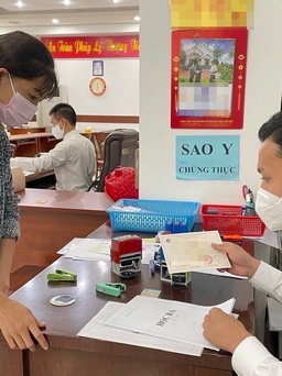 Cách phân biệt chứng thực chữ ký với chứng thực hợp đồng, giao dịch