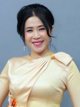Quỳnh Hoa kể sự cố sân khấu gắn với ca khúc 'Chị tôi'