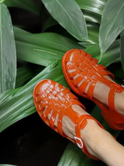 Jelly shoes - giày thạch, lựa chọn lý tưởng cho mùa nồm, ẩm