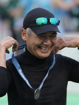 Châu Nhuận Phát tham gia giải marathon ở tuổi U.70