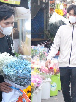 Ngày Valentine (14.2): Bạn trẻ tay trong tay xuống phố...