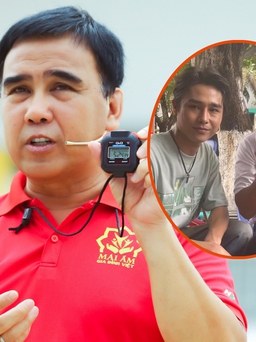 Quyền Linh gây sốt khi hát 'Bên trên tầng lầu' cùng Tăng Duy Tân