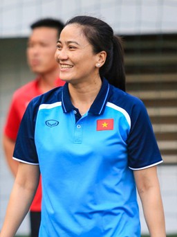 Trọng tài World Cup làm nhiệm vụ tại giải bóng đá Thanh Niên Sinh viên Việt Nam