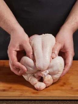 Thịt gà sống bảo quản trong tủ lạnh được bao lâu?