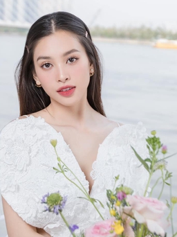 Hoa hậu Tiểu Vy: Tôi từng trẻ con và không kiềm chế được cảm xúc