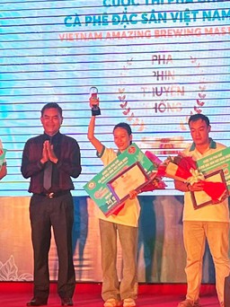 Hai giải nhất tại cuộc thi pha chế cà phê đặc sản Việt Nam 2023