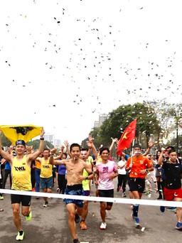 Runner Việt chạy 230,4km trong suốt 24 giờ: 'Tôi chiến thắng được bản thân'