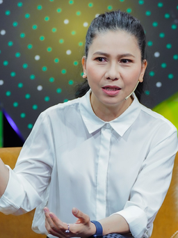 'Nữ hoàng vai phụ' Thụy Mười trải lòng về cuộc sống sau biến cố bệnh tật