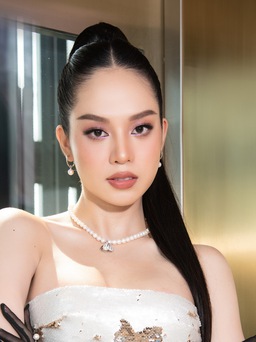 Hoa hậu Thanh Thủy diện váy bó sát khoe dáng