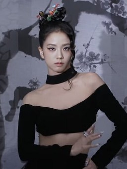 Teaser solo của Jisoo (BlackPink) bị tố 'chiếm đoạt văn hóa Trung Quốc'