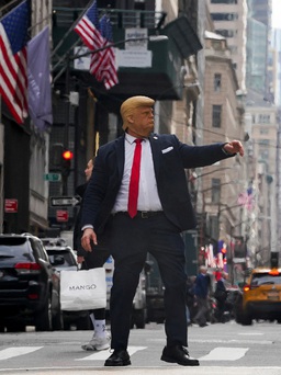 Đại bồi thẩm đoàn hoãn triệu tập, ông Trump vẫn chưa bị truy tố