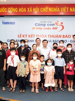 Cùng con đi tiếp cuộc đời: Vòng tay người Việt ở nước ngoài nâng niu trẻ mồ côi