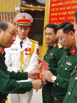 Quân khu 4 bổ nhiệm, điều động 2 cán bộ chỉ huy tại Thừa Thiên - Huế