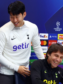 Tại sao Son Heung-min xin lỗi sau khi HLV Conte mất việc ở Tottenham?