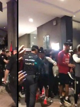 Cảnh sát Tây Ban Nha ẩu đả với cầu thủ đội tuyển Peru ở Madrid