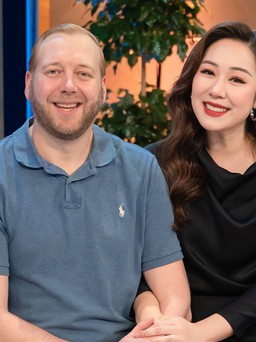 Hoa hậu Ngô Phương Lan kể chuyện tình yêu 11 năm với chồng ngoại quốc