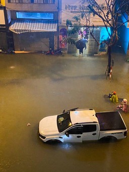 Bộ trưởng NN-PTNT: Mưa lịch sử ở Đà Nẵng năm 2022 là bài học cho các đô thị