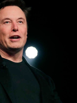 Tỉ phú Musk nói đã quyên góp 100 triệu USD cho Ukraine