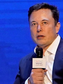 Tỉ phú Elon Musk tuyên bố góp 100 triệu USD cho Ukraine