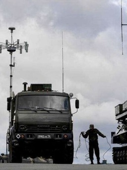 Nga thử công nghệ bí mật chặn kết nối internet vệ tinh Starlink của Ukraine?