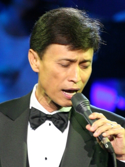 Tuấn Ngọc: Giọng hát nam tính và ung dung tự tại của nhạc Trịnh