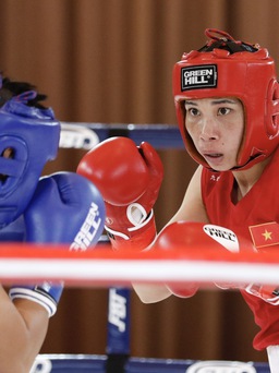 Nhà vô địch boxing Hà Thị Linh: 'Giờ tôi thực sự rất nhớ con'