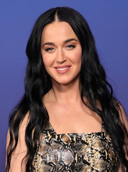 Vì sao khán giả Mỹ đòi 'hất cẳng' Katy Perry khỏi American Idol?