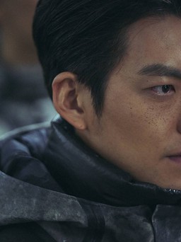 Vì sao ‘Black Knight’ có Kim Woo Bin gây tranh cãi nhưng vẫn hot?