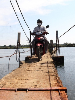 Bất an 'cầu vĩnh biệt'