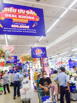 'Mưa' khuyến mãi cho dân phượt mùa hè sôi động