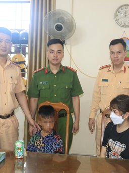 Quảng Ninh: Cứu cháu bé 7 tuổi đi lạc, bị rơi xuống sông biên giới
